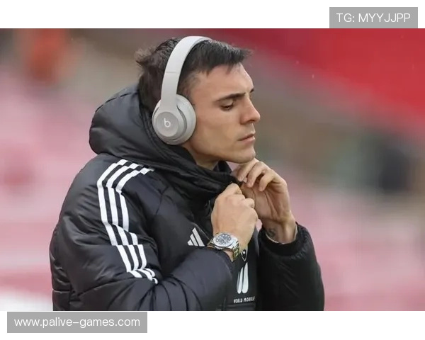 帕利尼亚回应转会传闻称专注个人发展不受外界影响 帕利尼亚回应转会传闻称专注个人发展不受外界影响